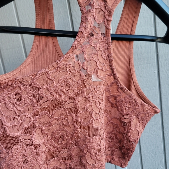 Aero | Crop Halter Lace Back Tank Top NWT Women's Medium Rust Color - Picture 5 of 12